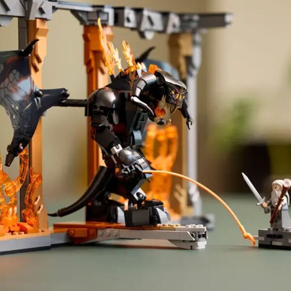 10367 Lego icons - Yüzüklerin Efendisi: Balrog™ Kitaplık Dekoru