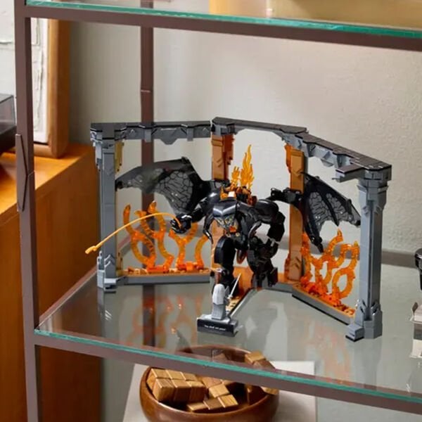 10367 Lego icons - Yüzüklerin Efendisi: Balrog™ Kitaplık Dekoru