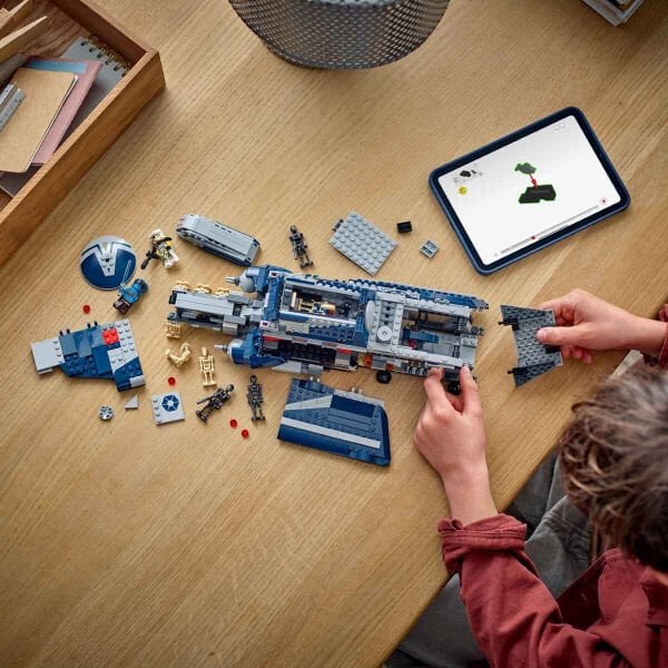 75435 LEGO® Star Wars™ Felucia Savaşı Separatist MTT